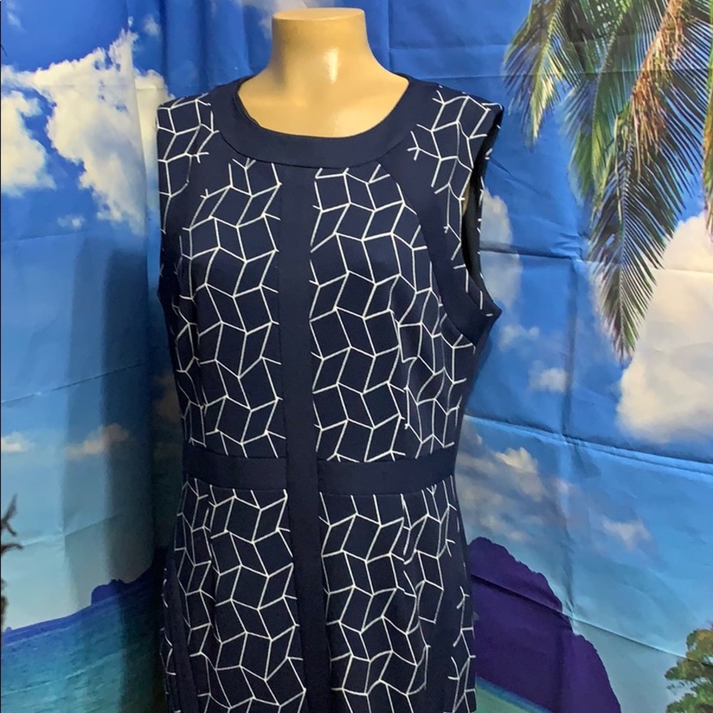 NWT Navy White dress size 14 women geometric